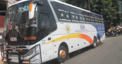 Transport terrestre:  les travailleurs de vision 2000 communication apprécient le confort des bus de la Société  (SDS)