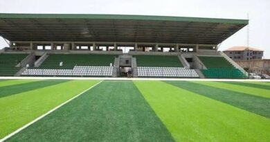 Fermeture du stade Petit Sory : un coup dur pour les artistes