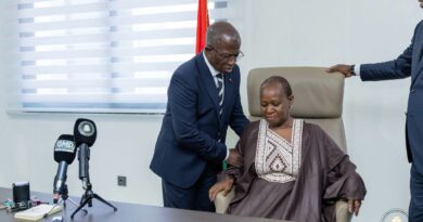 Ministère de l’Éducation : Bintou Keita officiellement installée dans ses fonctions